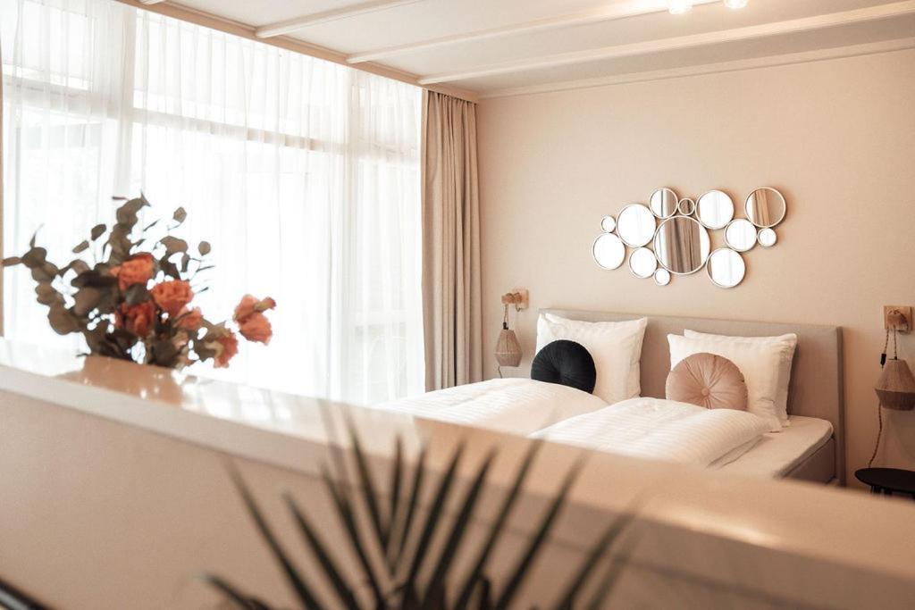 Hotel Bij Jacob Enschede Bagian luar foto