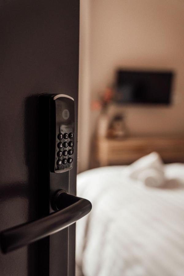 Hotel Bij Jacob Enschede Bagian luar foto