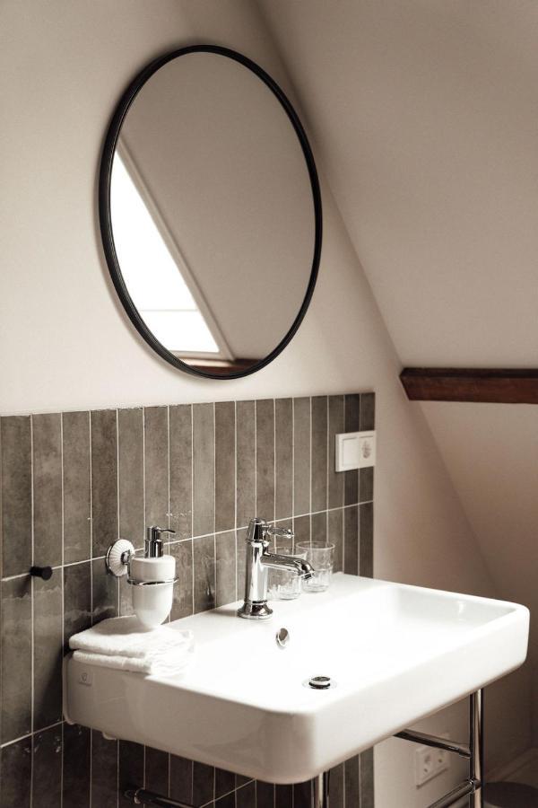 Hotel Bij Jacob Enschede Bagian luar foto