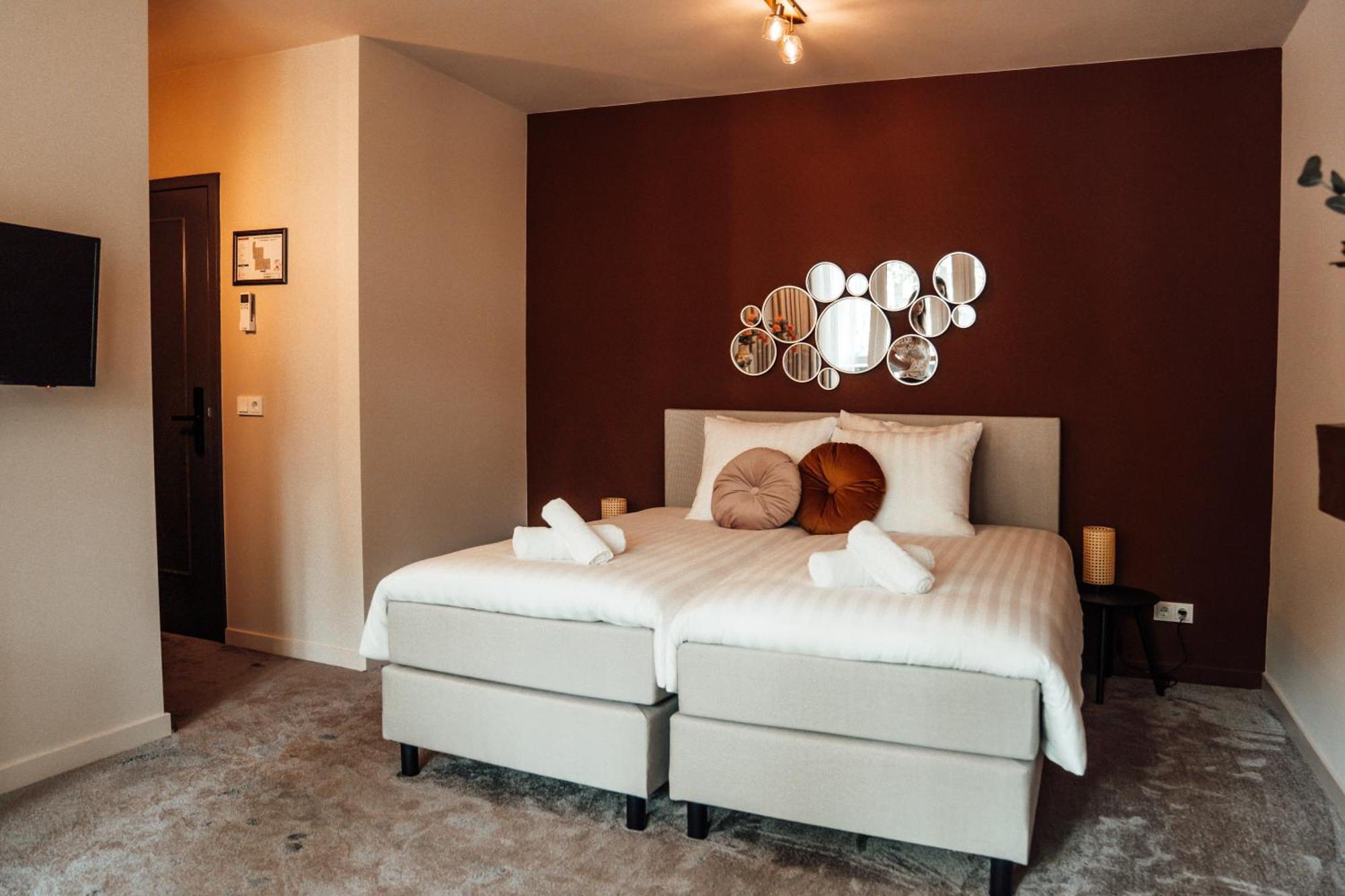 Hotel Bij Jacob Enschede Bagian luar foto