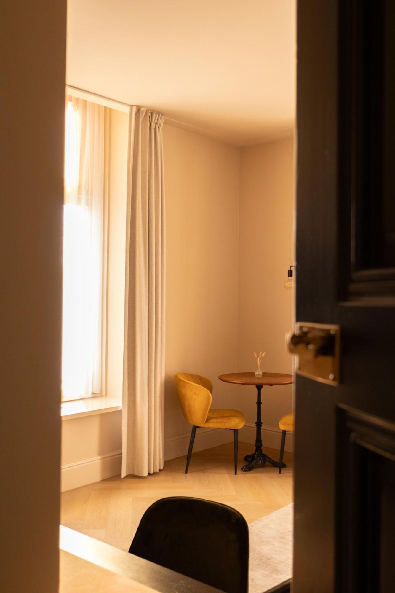 Hotel Bij Jacob Enschede Bagian luar foto